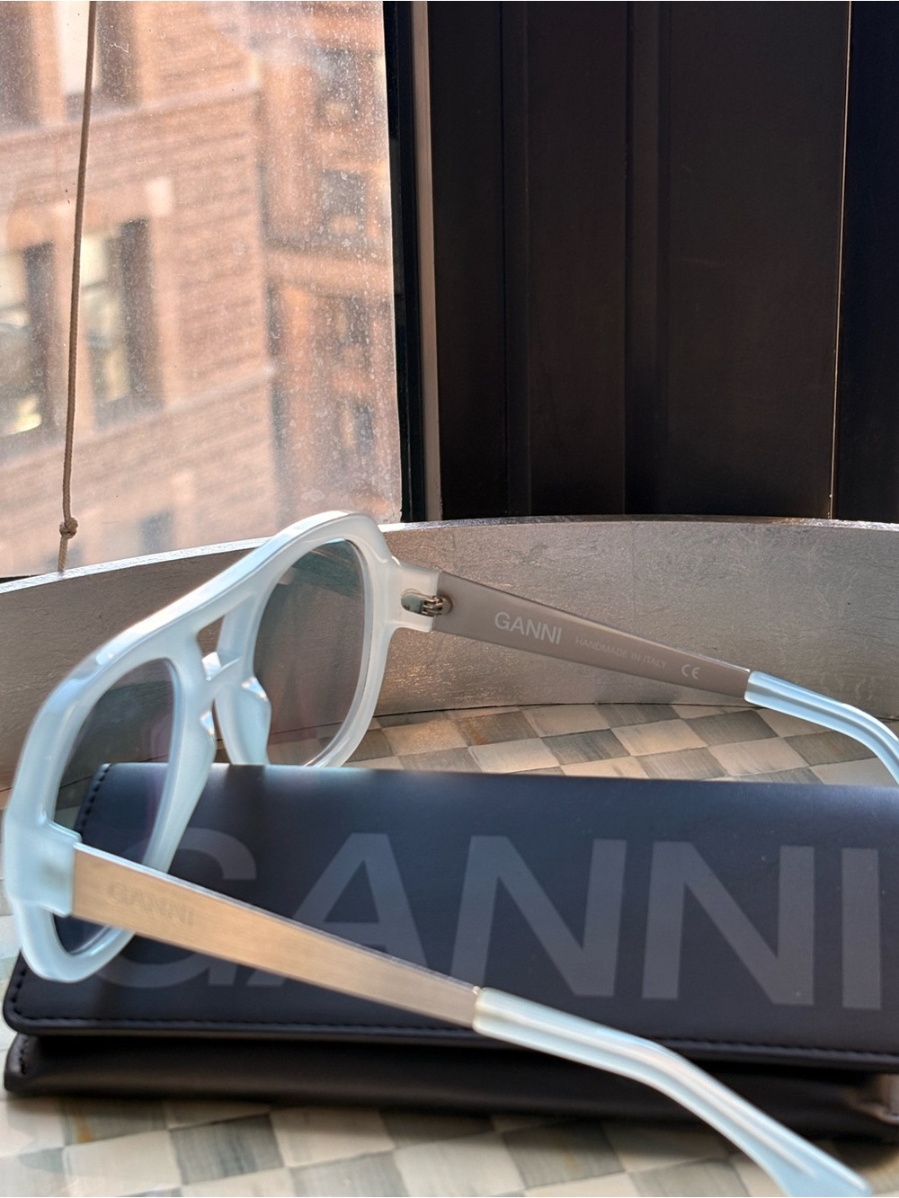 GANNI Blue Sunglasses - Picture 4 of 7